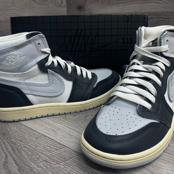 Womans Nike size: 9 Air Jordan 1 MM High Anthracite Grey Sail FB9891 001 - Picture 2 of 15
